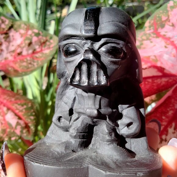 Darth Vader Black Obsidian Crystal Carving - Picture 1 of 3